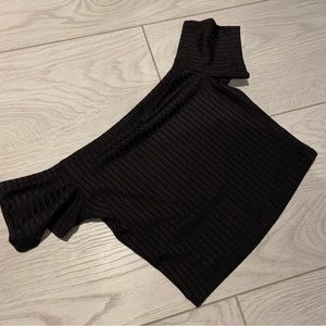 ReVamped off the shoulder ribbed crop top